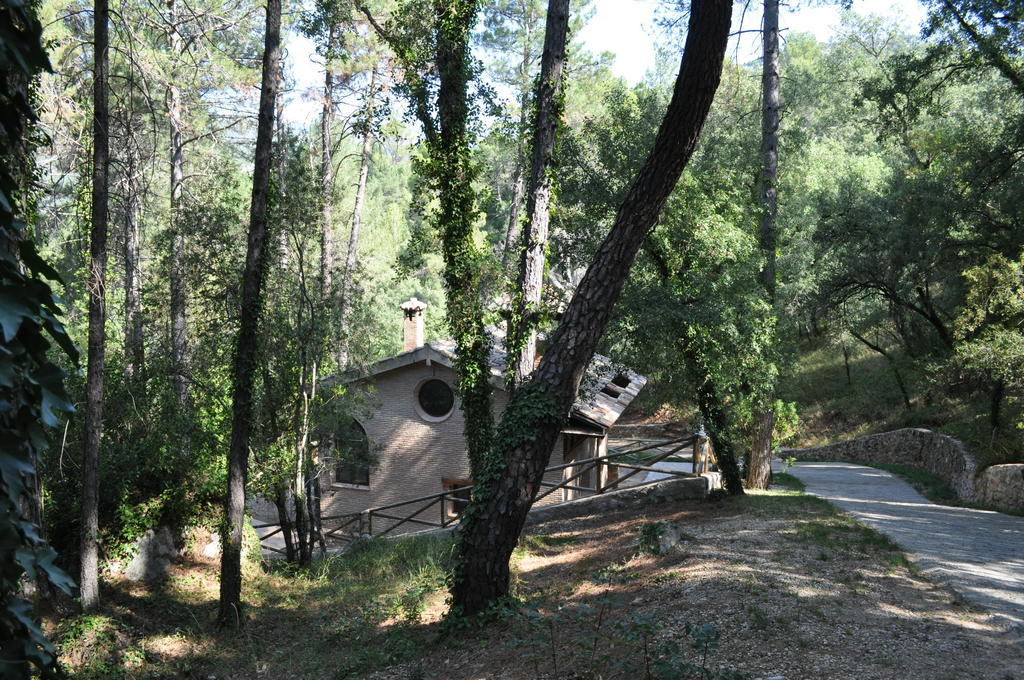 Casa Rural Ermita Santa Maria De La Sierra Villa Arroyo Frío Rom bilde